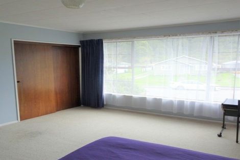 Photo of property in 51 Oxford Street, Taylorville, Greymouth, 7805
