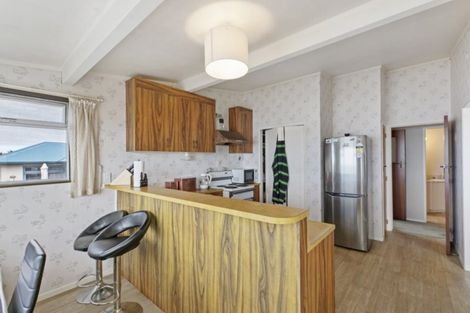 Photo of property in 47 Omokoroa Road, Omokoroa, 3114