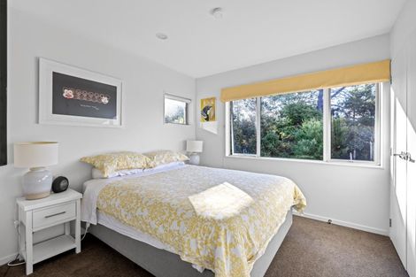 Photo of property in 8 Somerset Place, Stanmore Bay, Whangaparaoa, 0932