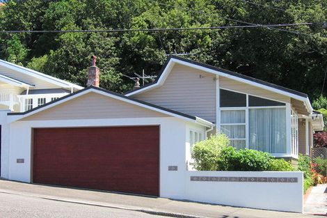 Photo of property in 42 Glen Road, Kelburn, Wellington, 6012