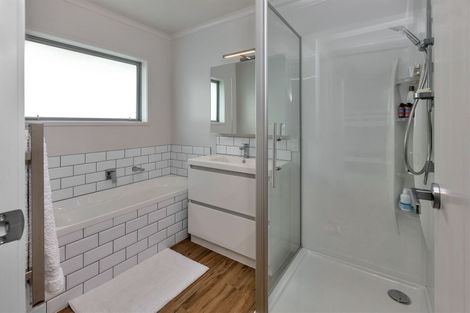 Photo of property in 1830 Ngunguru Road, Ngunguru, Whangarei, 0173