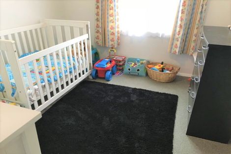 Photo of property in 61 Mako Mako Road, Levin, 5510