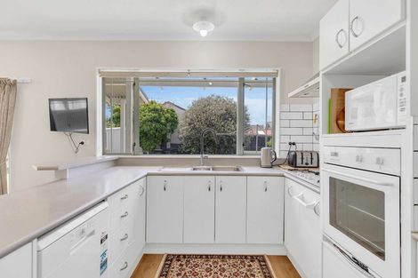 Photo of property in 22 Kawatiri Avenue, Gonville, Whanganui, 4501