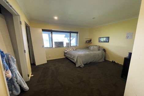 Photo of property in 13 Birkhall Grove, Strathmore Park, Wellington, 6022