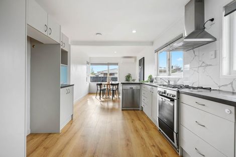 Photo of property in 6 Bruce Avenue, Glenview, Hamilton, 3206