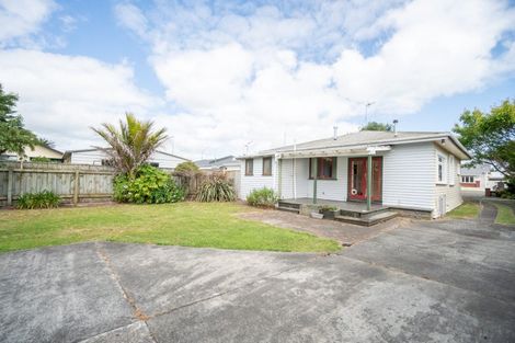 Photo of property in 10 Matamau Street, Palmerston North, 4414
