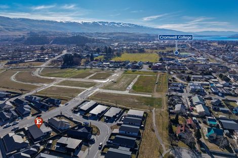 Photo of property in 63 Olds Crescent, Cromwell, 9310
