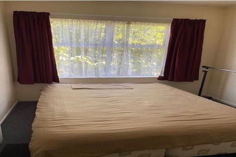 Photo of property in 6 Croft Grove, Moera, Lower Hutt, 5010