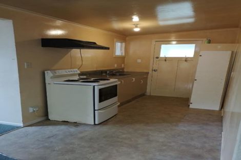 Photo of property in 85 Gardner Avenue, New Lynn, Auckland, 0600