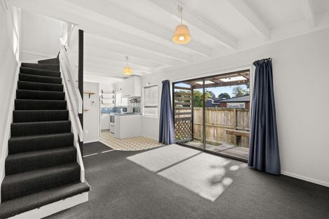 Photo of property in 2/506 Devonport Road, Tauranga South, Tauranga, 3112