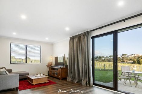 Photo of property in 71 Diamond Lane, Riverhead, 0793