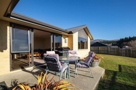 Photo of property in 33 Alice Burn Drive, Luggate, Cromwell, 9383