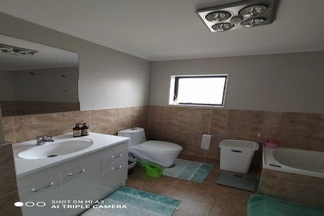 Photo of property in 12 Tavua Lane, Ranui, Auckland, 0612