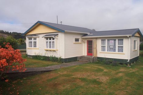 Photo of property in 4 Sinnamon Street, Reefton, 7830