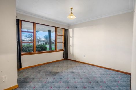 Photo of property in 71 Albert Street, Winton, 9720