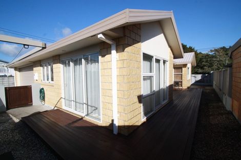 Photo of property in 32 Bulteel Street, New Plymouth, 4310