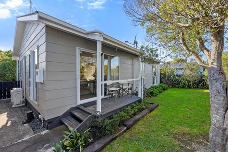 Photo of property in 78a Atkinson Avenue, Otaki Beach, Otaki, 5512