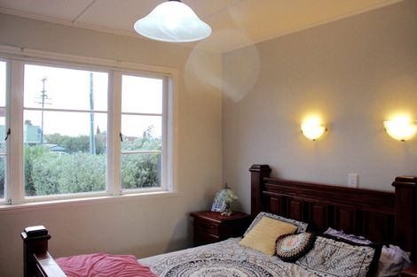 Photo of property in 110 Astley Avenue, New Lynn, Auckland, 0600