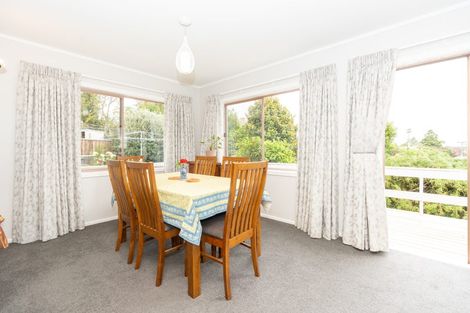 Photo of property in 18 Callard Place, Riverlea, Hamilton, 3216