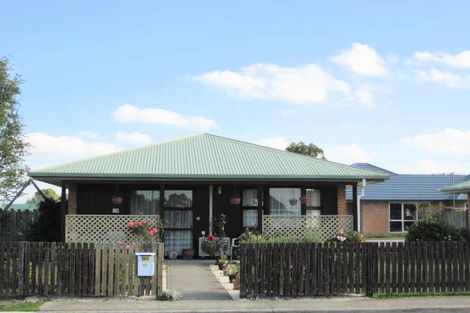 Photo of property in 15 North Terrace, Darfield, 7510