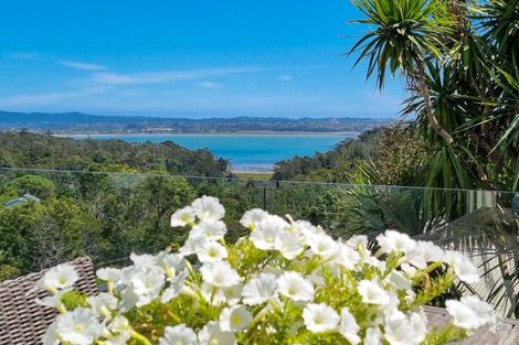 Photo of property in 11b Balmain Road, Birkenhead, Auckland, 0626