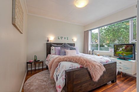 Photo of property in 27a Churchill Avenue, Hokowhitu, Palmerston North, 4410