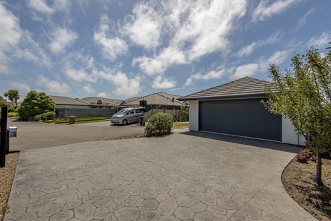 Photo of property in 10 Puhara Avenue, Parklands, Christchurch, 8083
