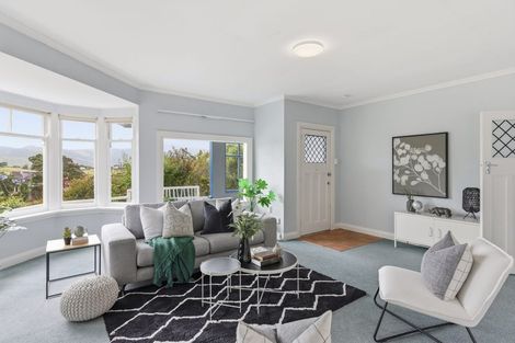 Photo of property in 15 Golf Road, Paraparaumu Beach, Paraparaumu, 5032