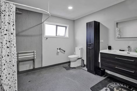 Photo of property in 280 Austin Road, Normanby, Hawera, 4673