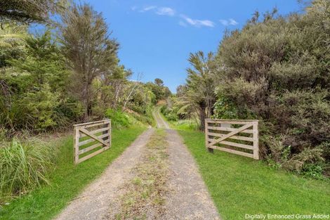 Photo of property in 5 Silverstream Falls Row, Whenuakite, Whitianga, 3591