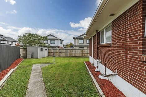 Photo of property in 2 Border Road, Henderson, Auckland, 0612