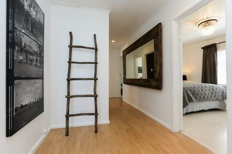 Photo of property in 243 Clifton Road, Te Awanga, 4102