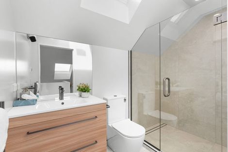 Photo of property in 2/15 Delph Street, Avonhead, Christchurch, 8042