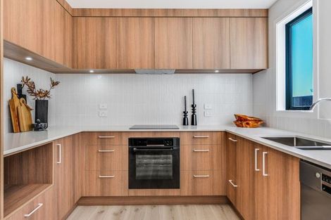 Photo of property in 15 Tiroake Street, Ruakura, 3214