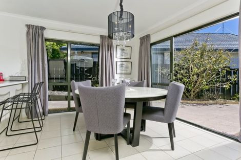 Photo of property in 26 Bushlands Park Drive, Albany, Auckland, 0632