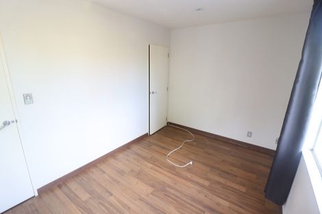 Photo of property in 2/879 East Coast Road, Northcross, Auckland, 0632