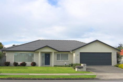 Photo of property in 156 Kilkenny Drive, East Tamaki Heights, Auckland, 2016