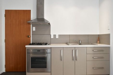 Photo of property in 6 Leinster Avenue, Mount Maunganui, 3116