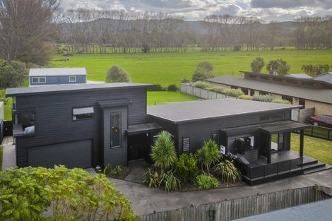 Photo of property in 25 Pacific Place, Whitianga, 3510