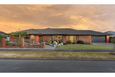 Photo of property in 5 Viceroy Place, Halswell, Christchurch, 8025