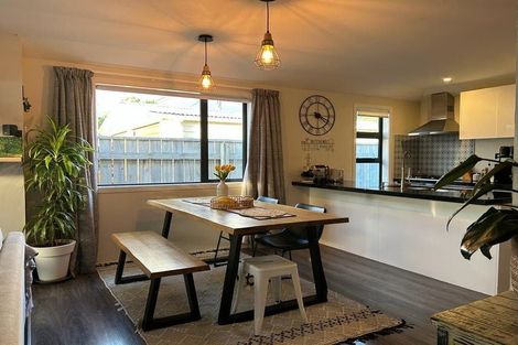 Photo of property in 12 Atiawa Crescent, Waiwhetu, Lower Hutt, 5010