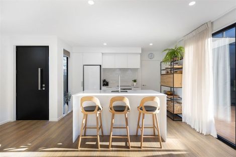 Photo of property in 2/55 Cleveland Street, Edgeware, Christchurch, 8013