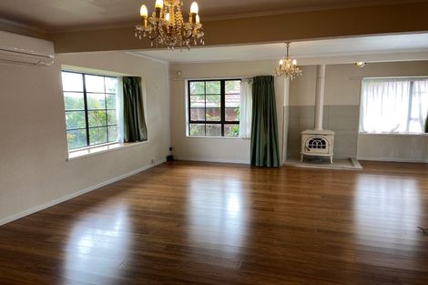 Photo of property in 168 Chelsea View Drive, Chatswood, Auckland, 0626