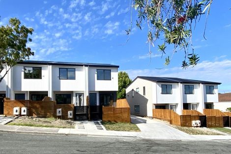 Photo of property in 2/36 Santiago Crescent, Unsworth Heights, Auckland, 0632