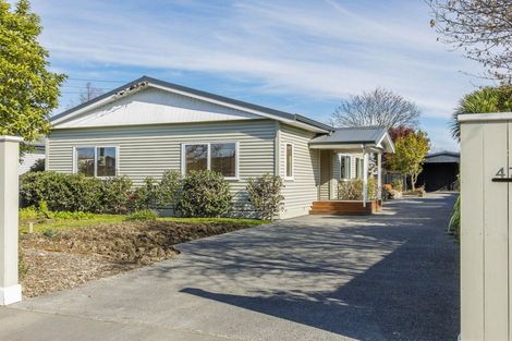 Photo of property in 47 Stapletons Road, Richmond, Christchurch, 8013