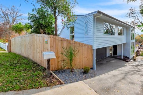 Photo of property in 1a Alexander Avenue, Torbay, Auckland, 0630