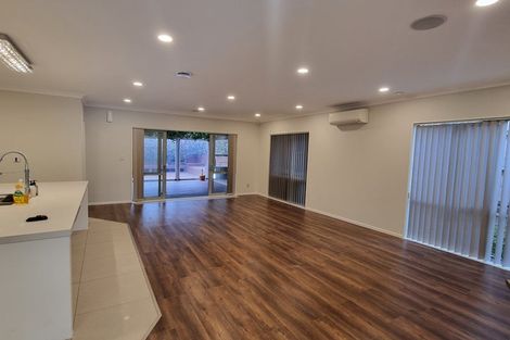 Photo of property in 4 Bruckless Drive, Flat Bush, Auckland, 2019