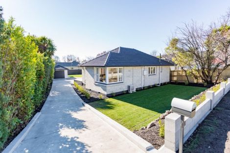 Photo of property in 23 Centaurus Road, Cashmere, Christchurch, 8022