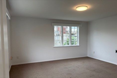 Photo of property in 227 The Parade, Island Bay, Wellington, 6023