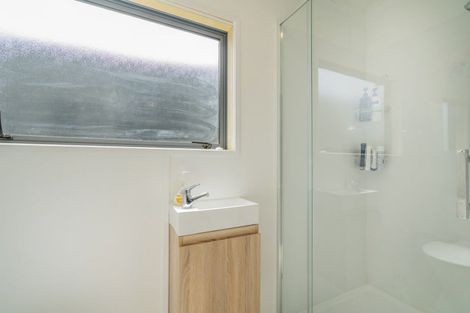 Photo of property in 116 Centennial Drive, Whitianga, 3510